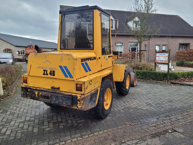 Zeppelin-Schaeff ZL4 loader